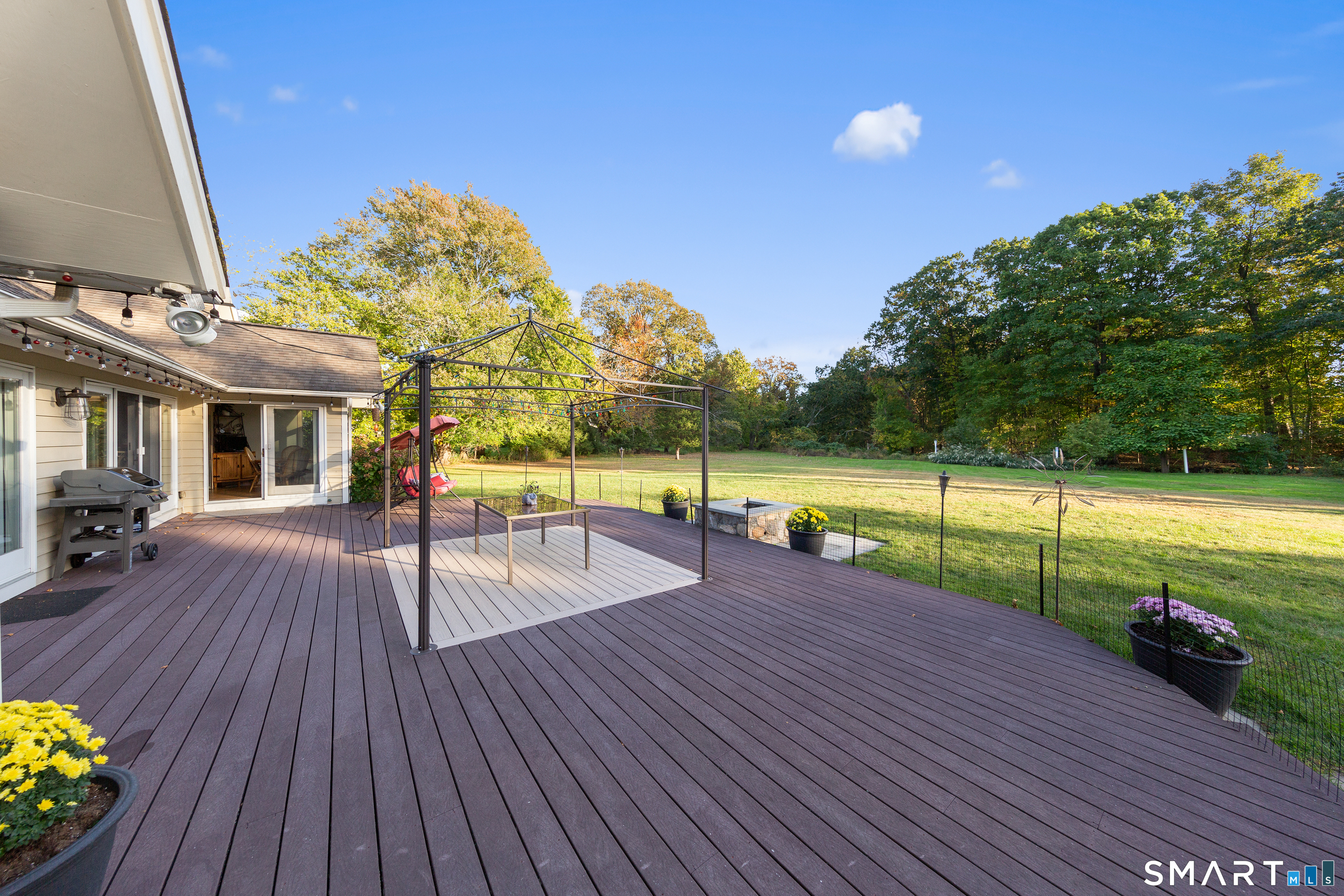 530 Flax Hill Road Norwalk CT 06854