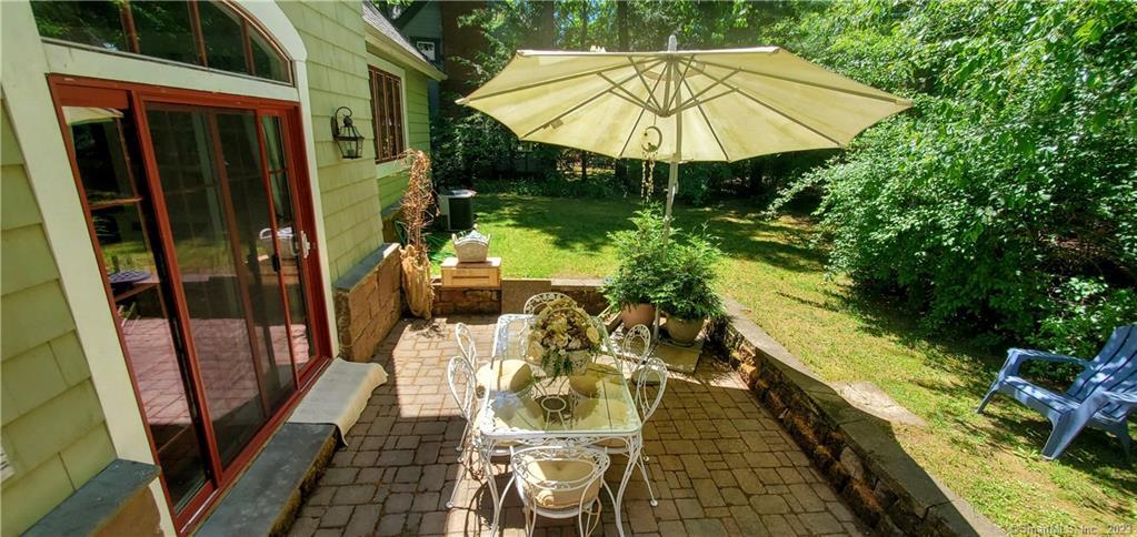 6 Chiltern Street Farmington CT 06032