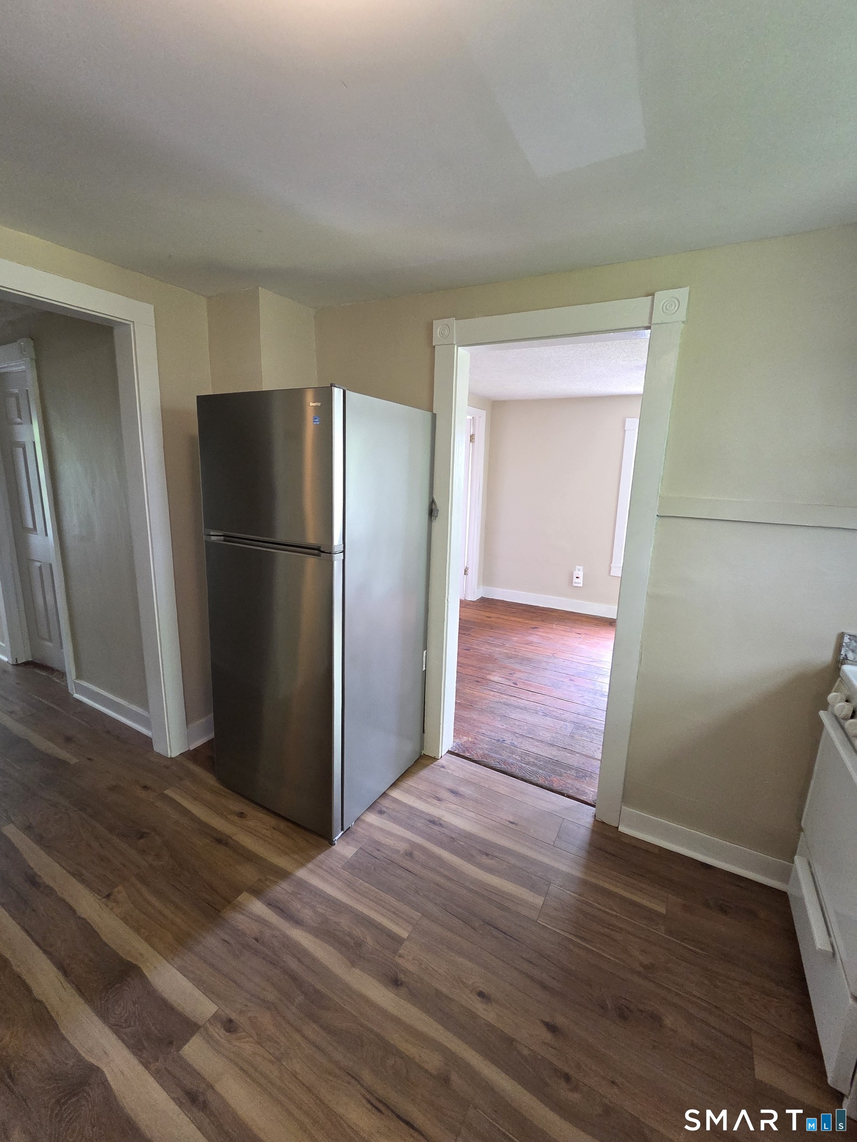 22 Lakeview Street East Hampton CT 06424