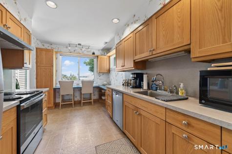 42 Turtle Bay Drive Branford CT 06405