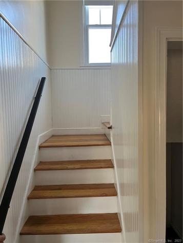 33 Wayne Drive Plainville CT 06062
