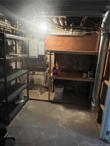33 Wayne Drive Plainville CT 06062