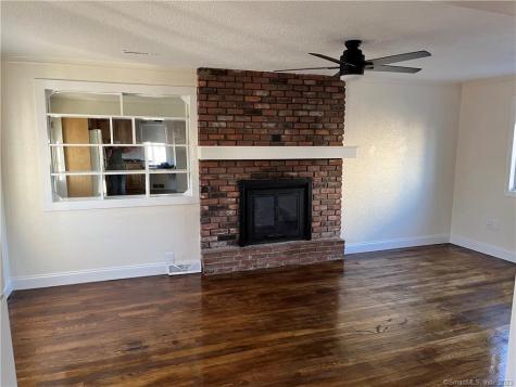 33 Wayne Drive Plainville CT 06062