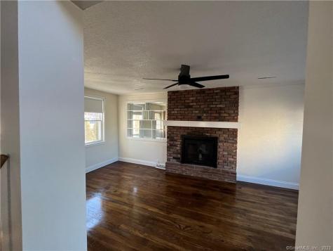 33 Wayne Drive Plainville CT 06062