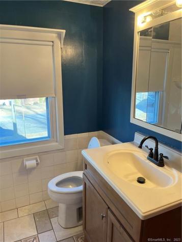 33 Wayne Drive Plainville CT 06062