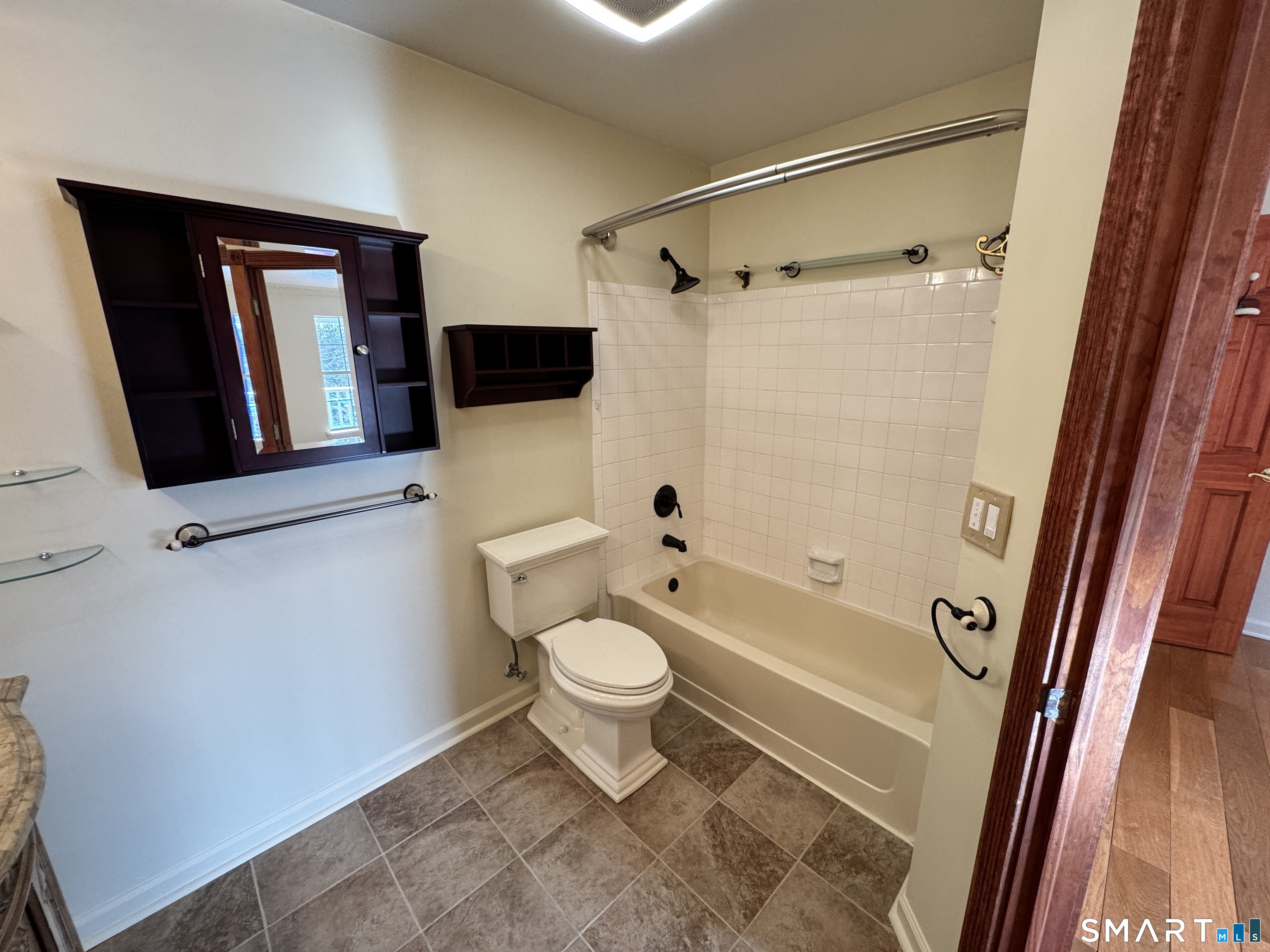 128 North Street Groton CT 06340