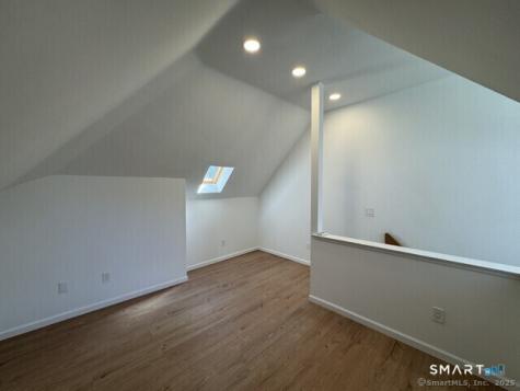 18 River Mead Avon CT 06001