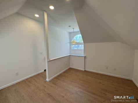 18 River Mead Avon CT 06001