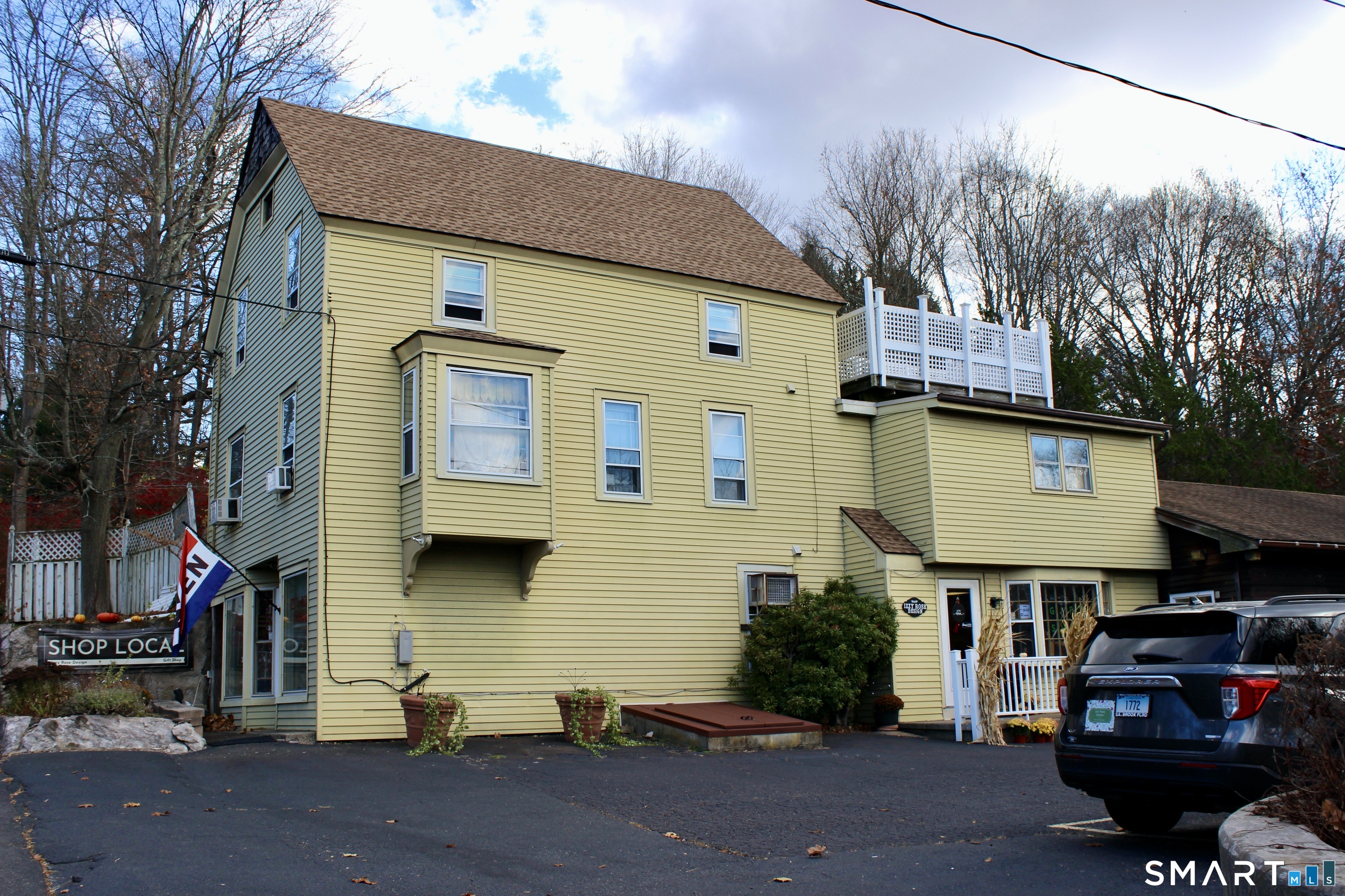 323 Saybrook Road Haddam CT 06441