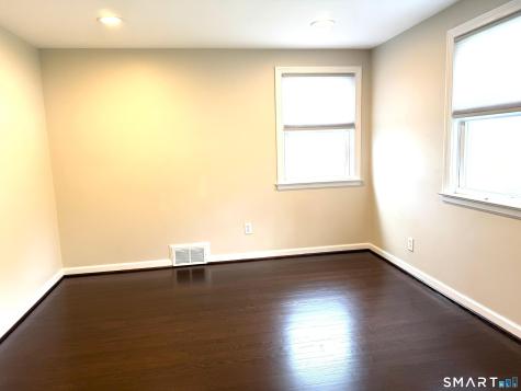 28 Miamis Road West Hartford CT 06117