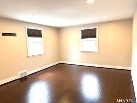 28 Miamis Road West Hartford CT 06117