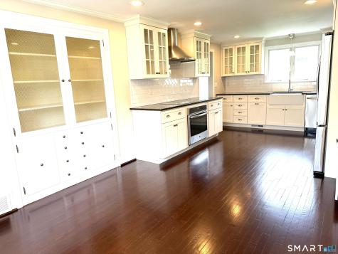 28 Miamis Road West Hartford CT 06117