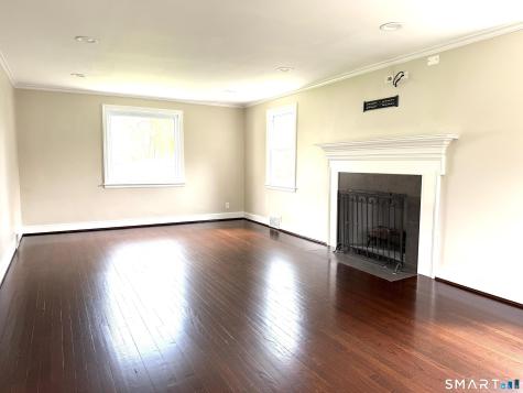 28 Miamis Road West Hartford CT 06117