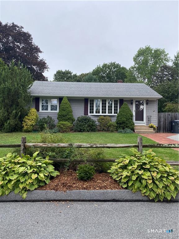 8 Overlook Avenue Groton CT 06355