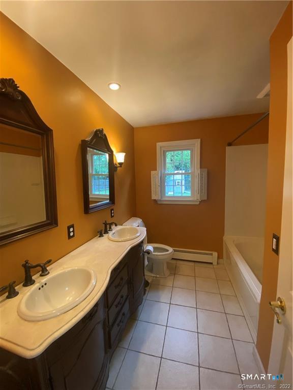8 Overlook Avenue Groton CT 06355