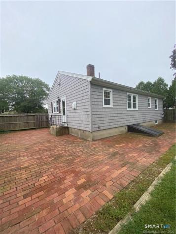 8 Overlook Avenue Groton CT 06355