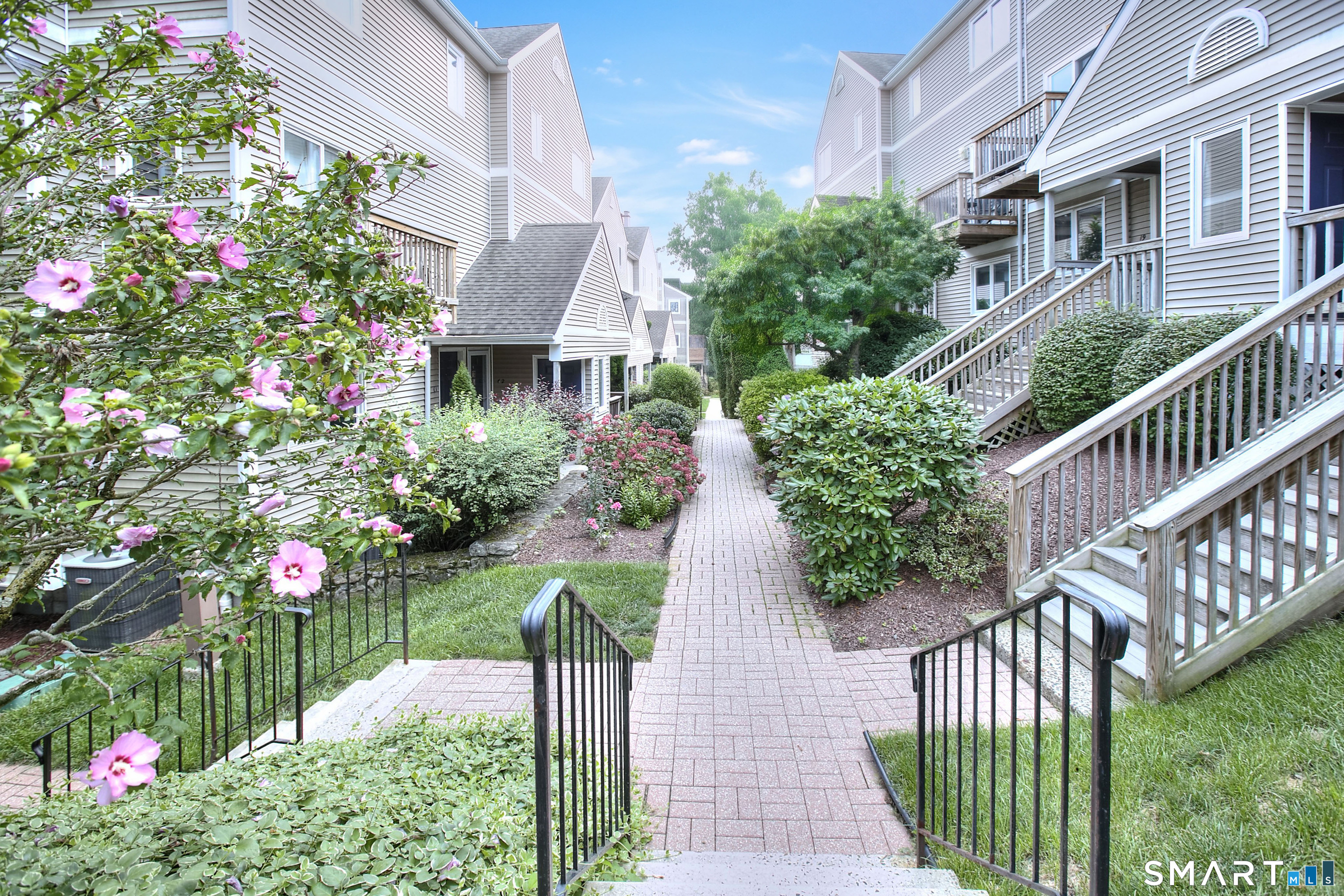 23 Glenrock Norwalk CT 06850