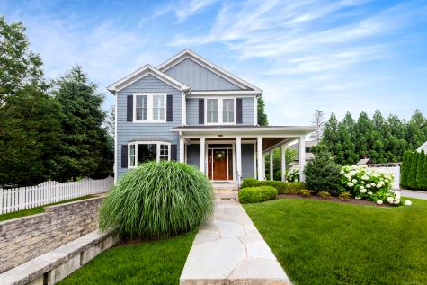 9 Center Road Greenwich CT 06870