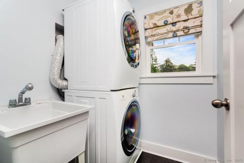 9 Center Road Greenwich CT 06870