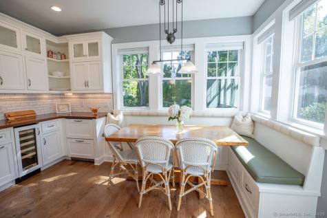 9 Center Road Greenwich CT 06870