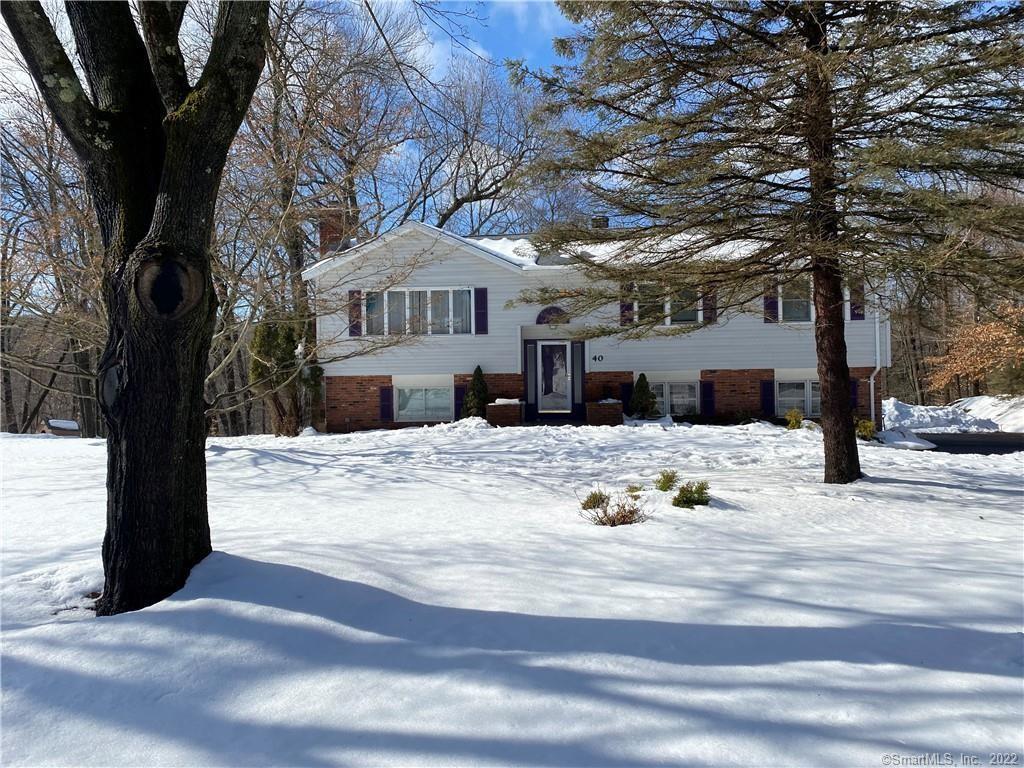 40 Stacy Court Cheshire CT 06410