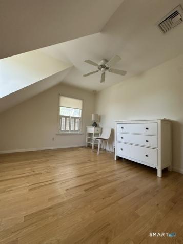 914 South Pine Creek Road Fairfield CT 06824