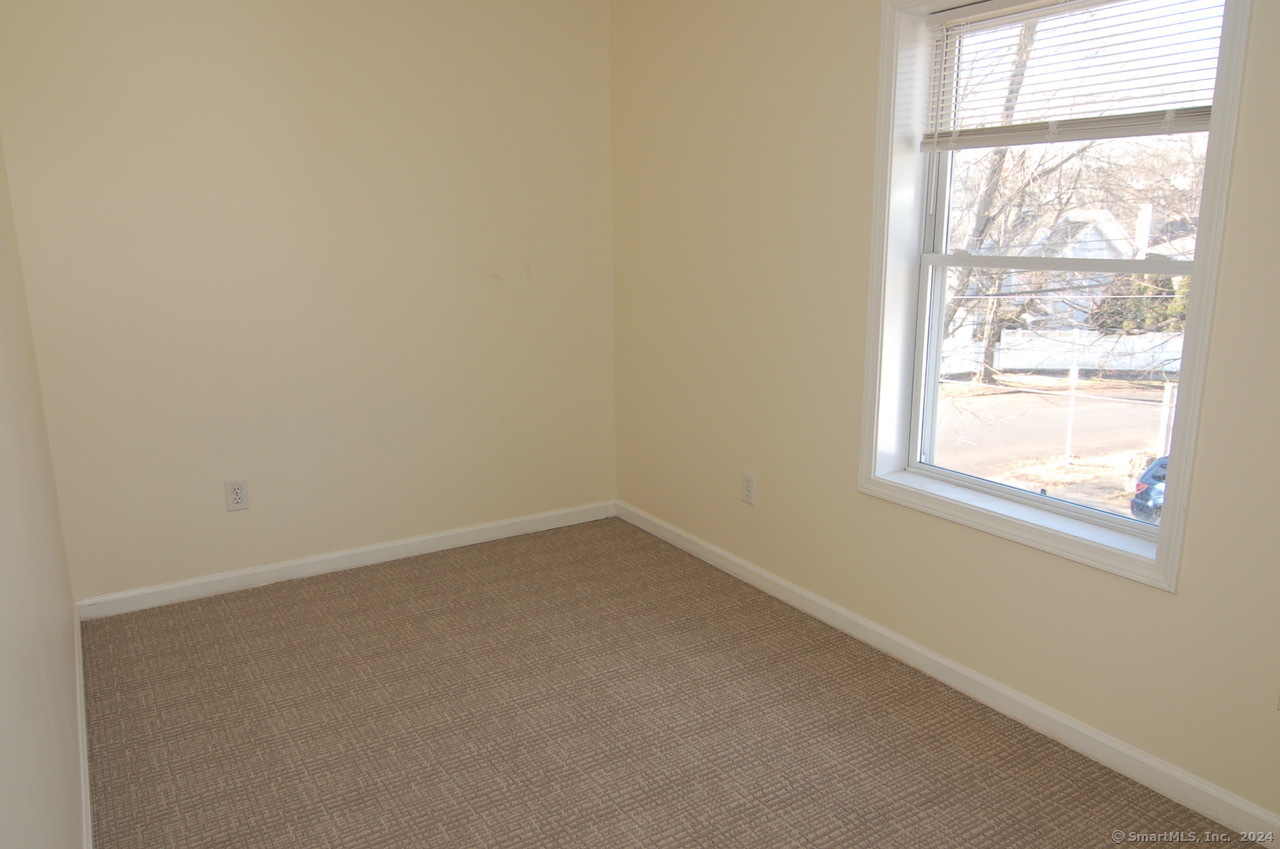 22 Mead Street Stamford CT 06907