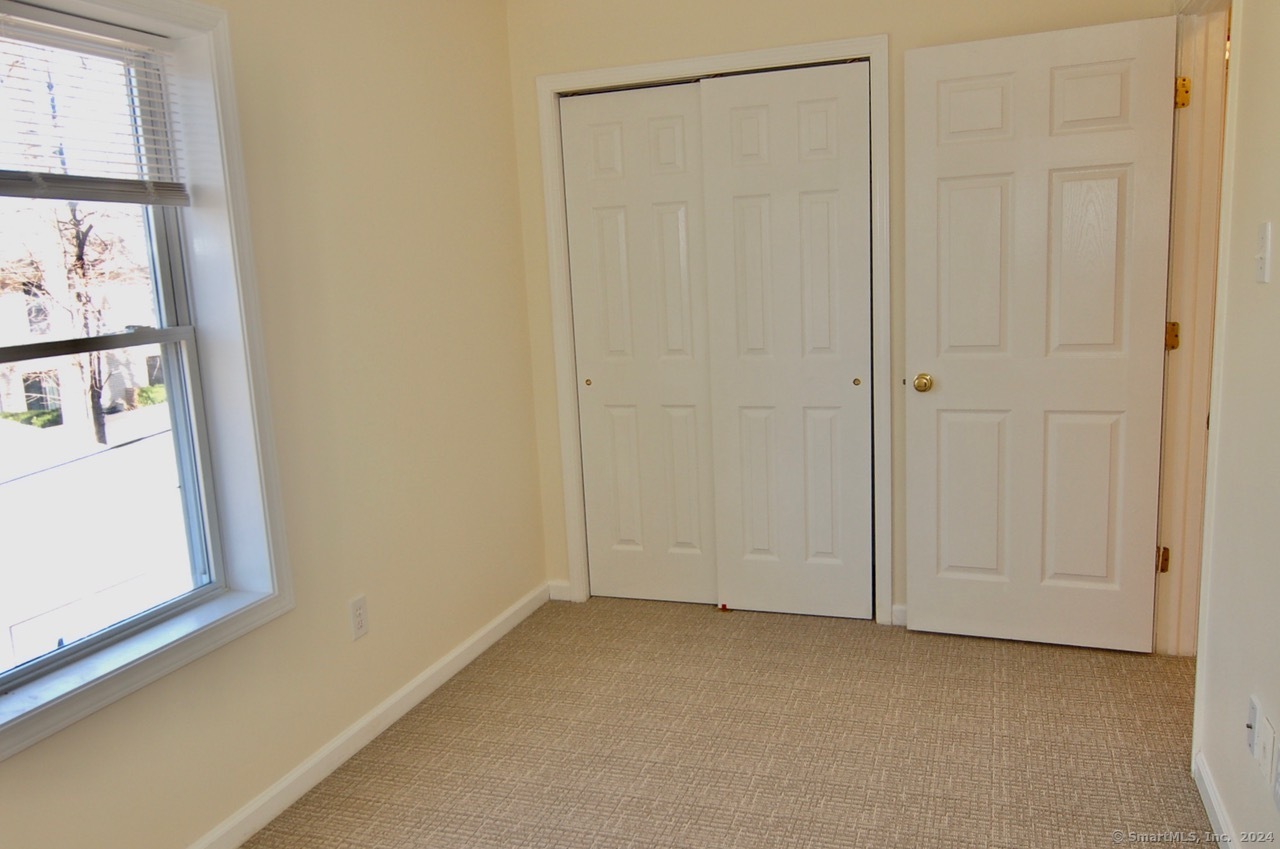 22 Mead Street Stamford CT 06907