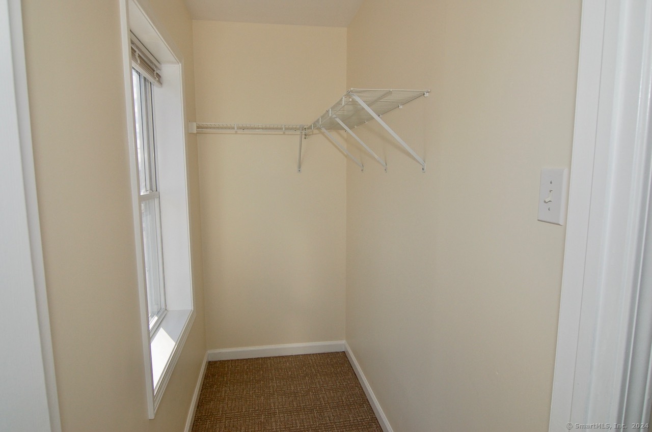 22 Mead Street Stamford CT 06907