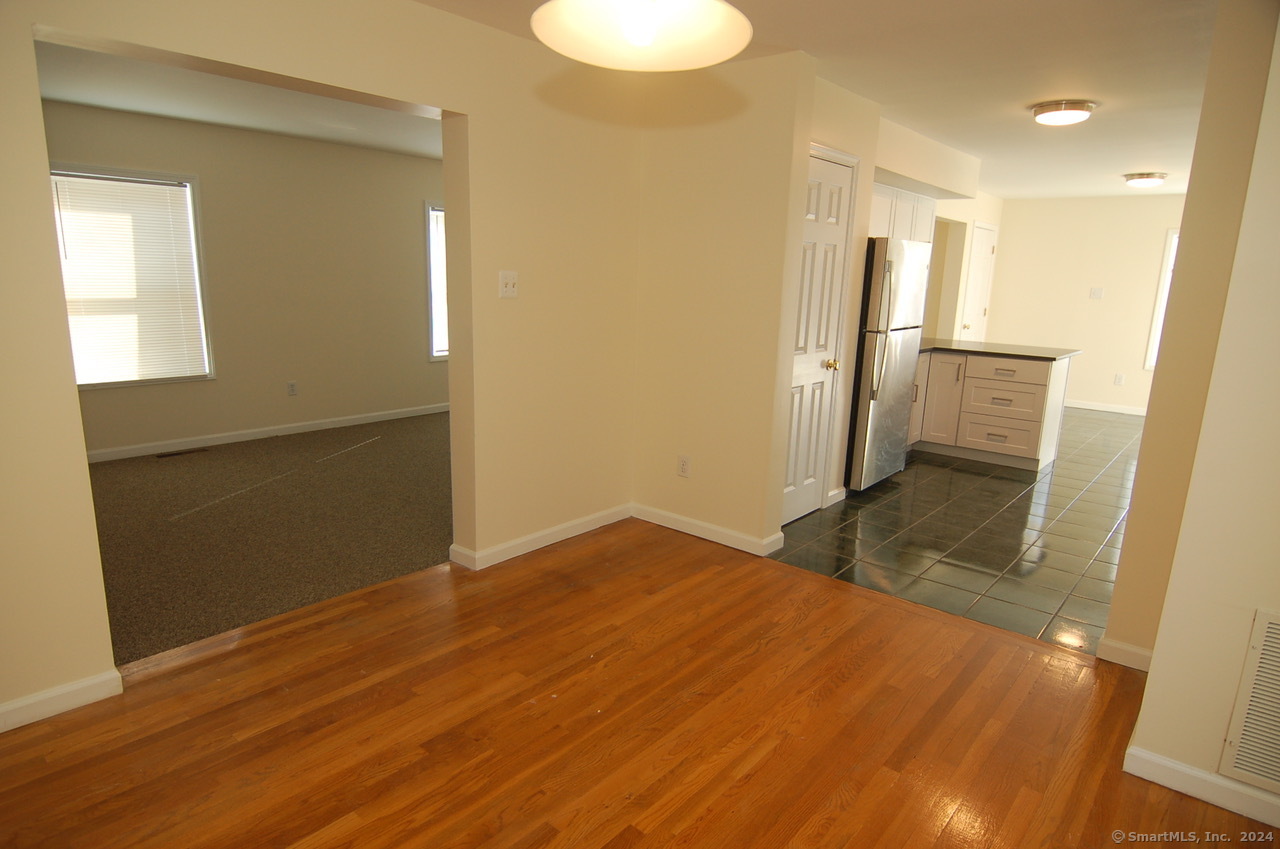 22 Mead Street Stamford CT 06907