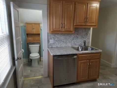 51 Wallace Row Wallingford CT 06492