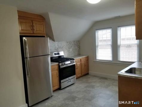 51 Wallace Row Wallingford CT 06492