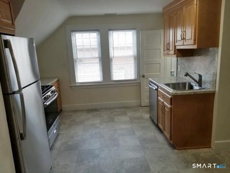 51 Wallace Row Wallingford CT 06492