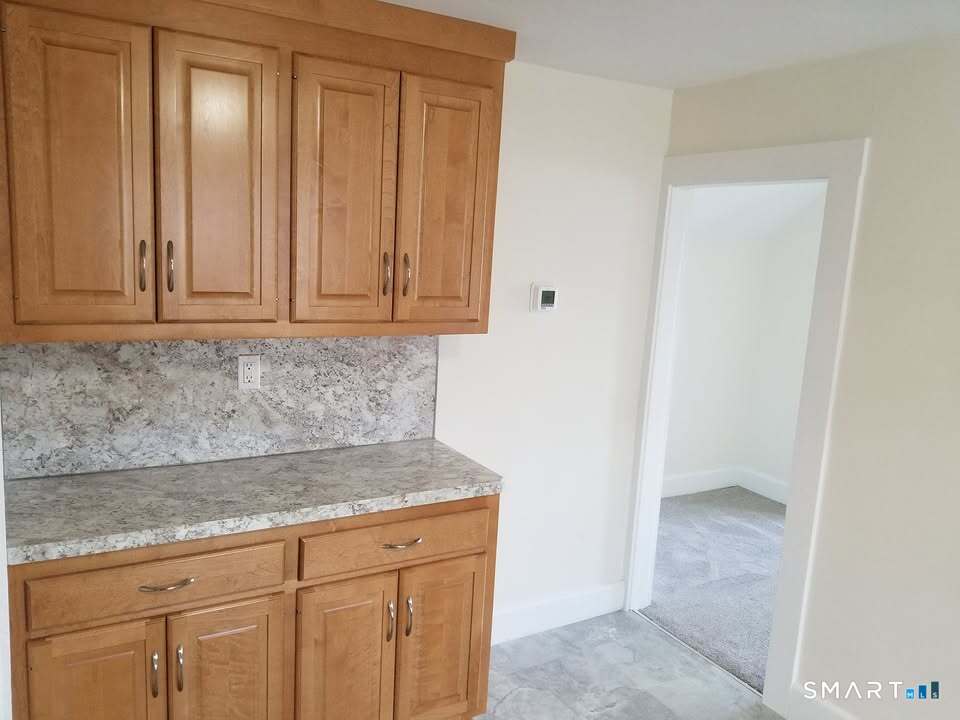 51 Wallace Row Wallingford CT 06492