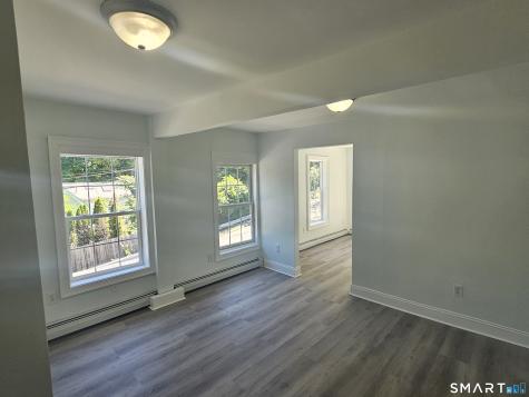 79 Hamilton Avenue Norwich CT 06360