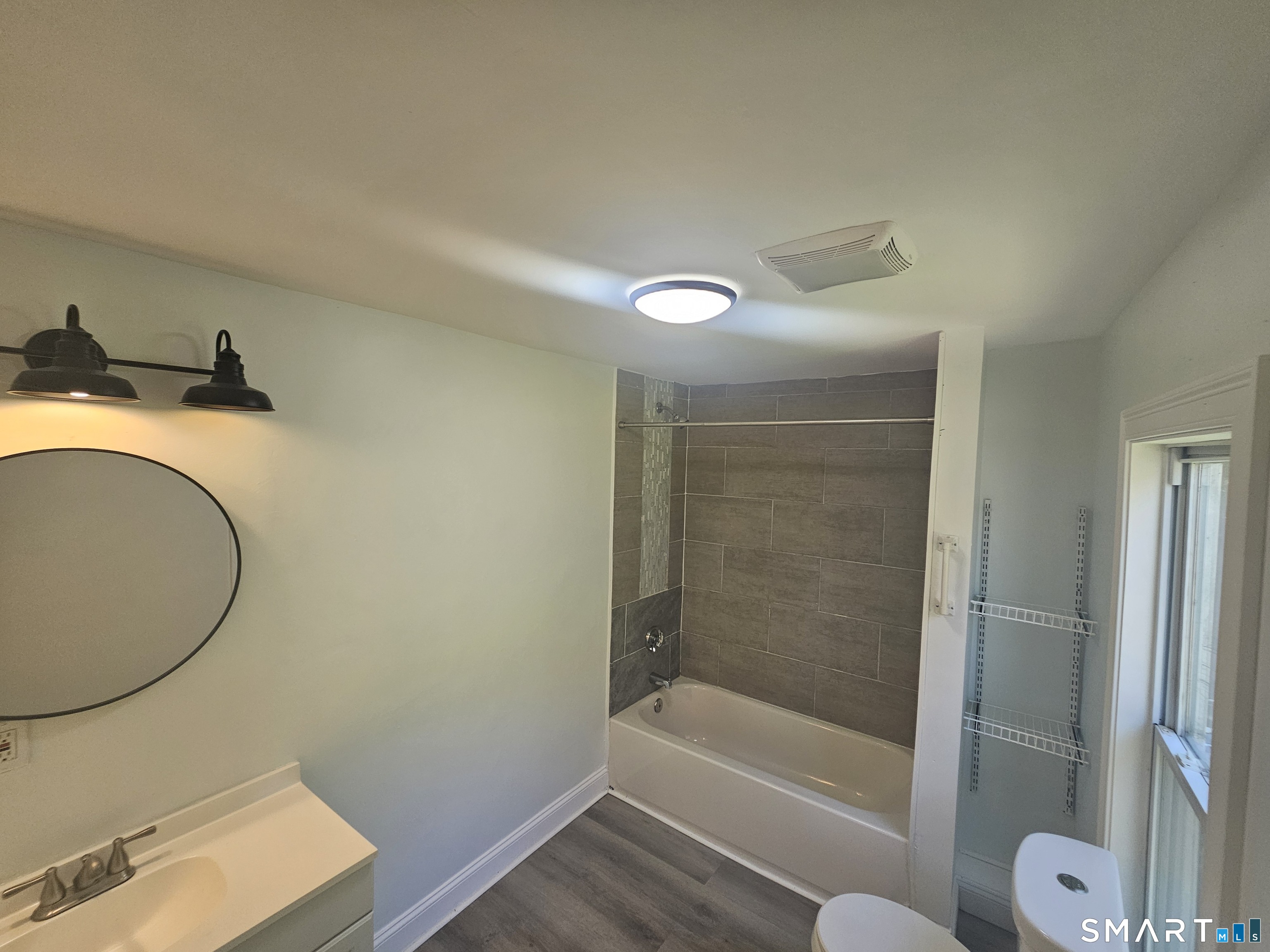 79 Hamilton Avenue Norwich CT 06360