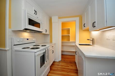 23 Main Street Farmington CT 06032
