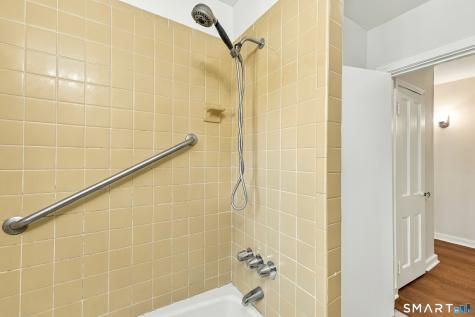 240 Kenwood Avenue Hamden CT 06518