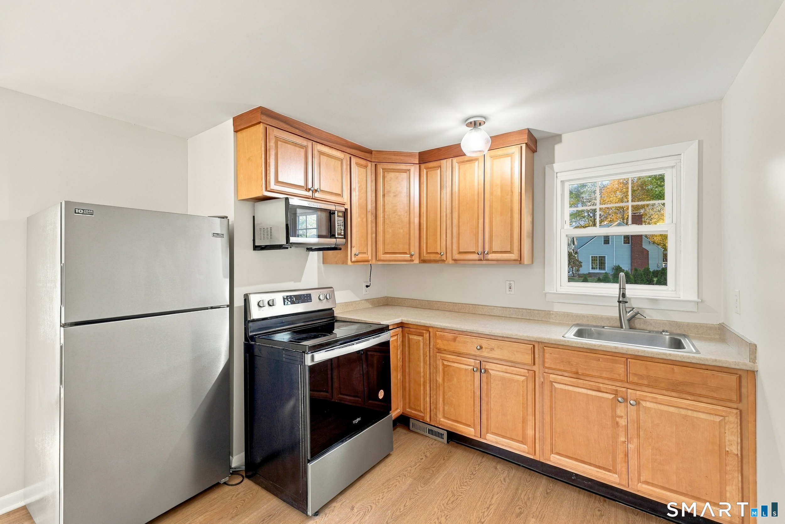 240 Kenwood Avenue Hamden CT 06518