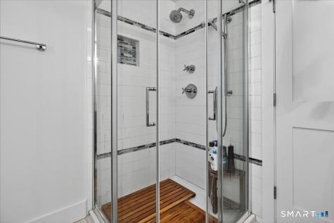 14 Island View Avenue Branford CT 06405