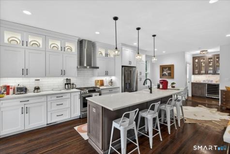 14 Island View Avenue Branford CT 06405