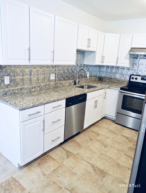 395 Plainville Avenue Farmington CT 06085