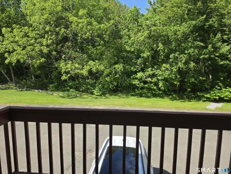 25 Lisa Court Waterbury CT 06704