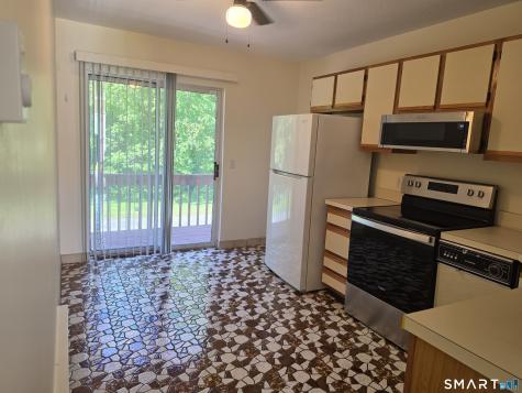 25 Lisa Court Waterbury CT 06704