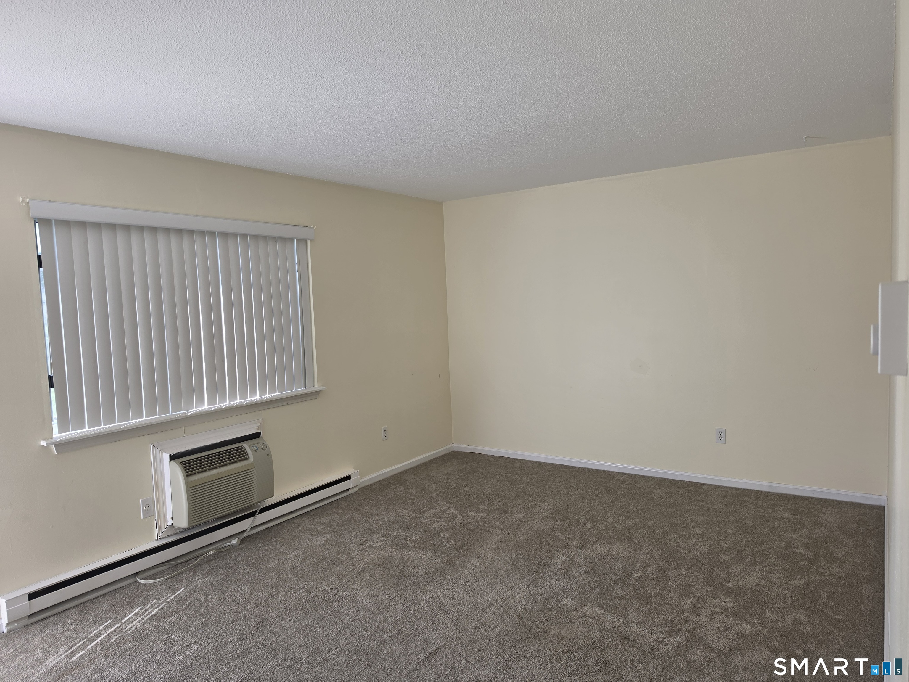 25 Lisa Court Waterbury CT 06704
