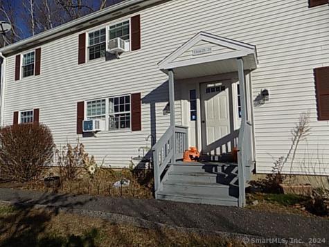 25 Canterbury Arms New Milford CT 06776