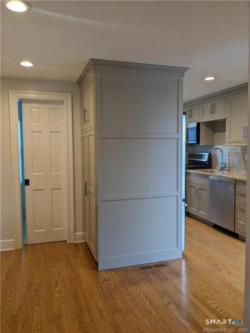 21 Cove Avenue Norwalk CT 06855