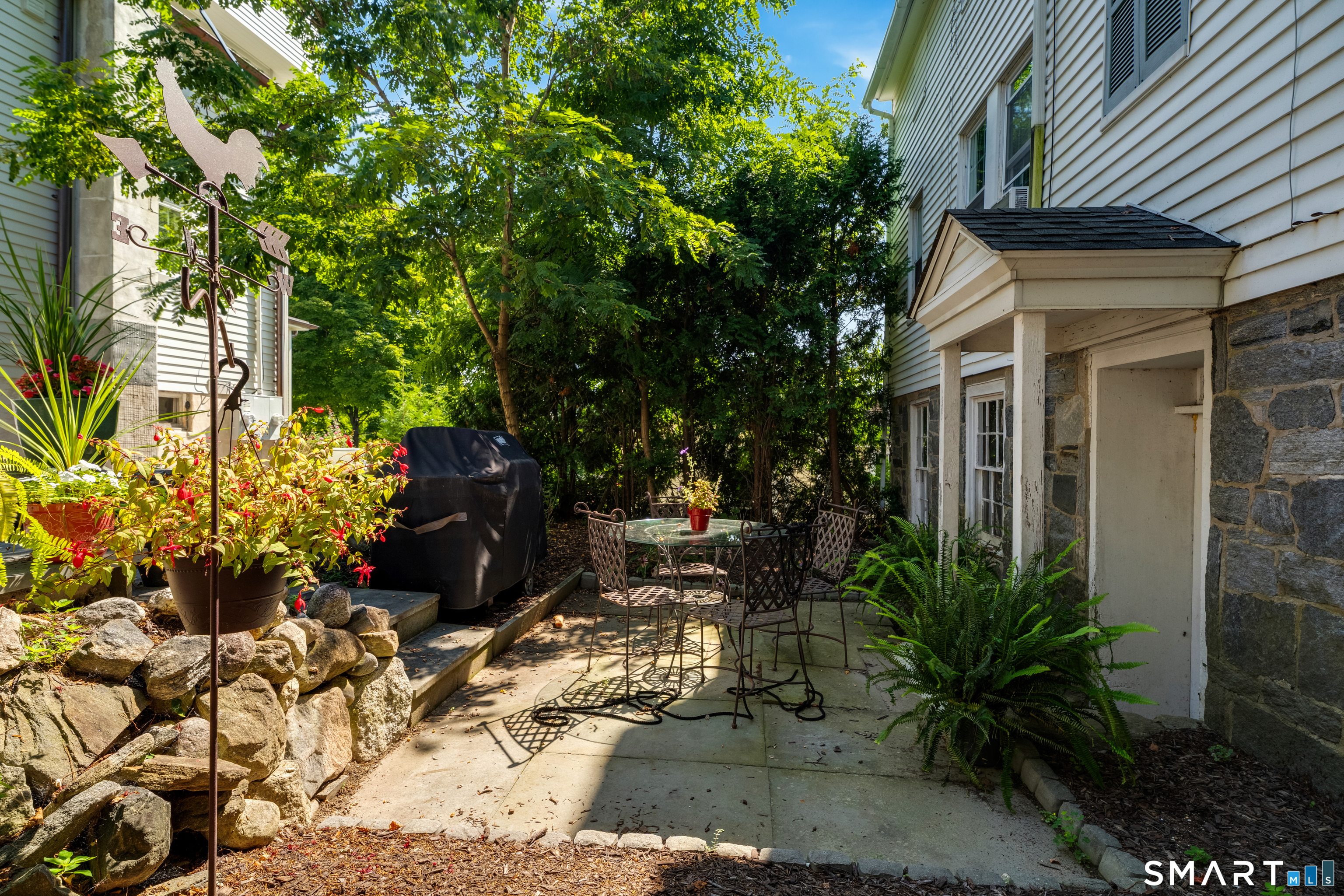 25 Prospect Street Essex CT 06426