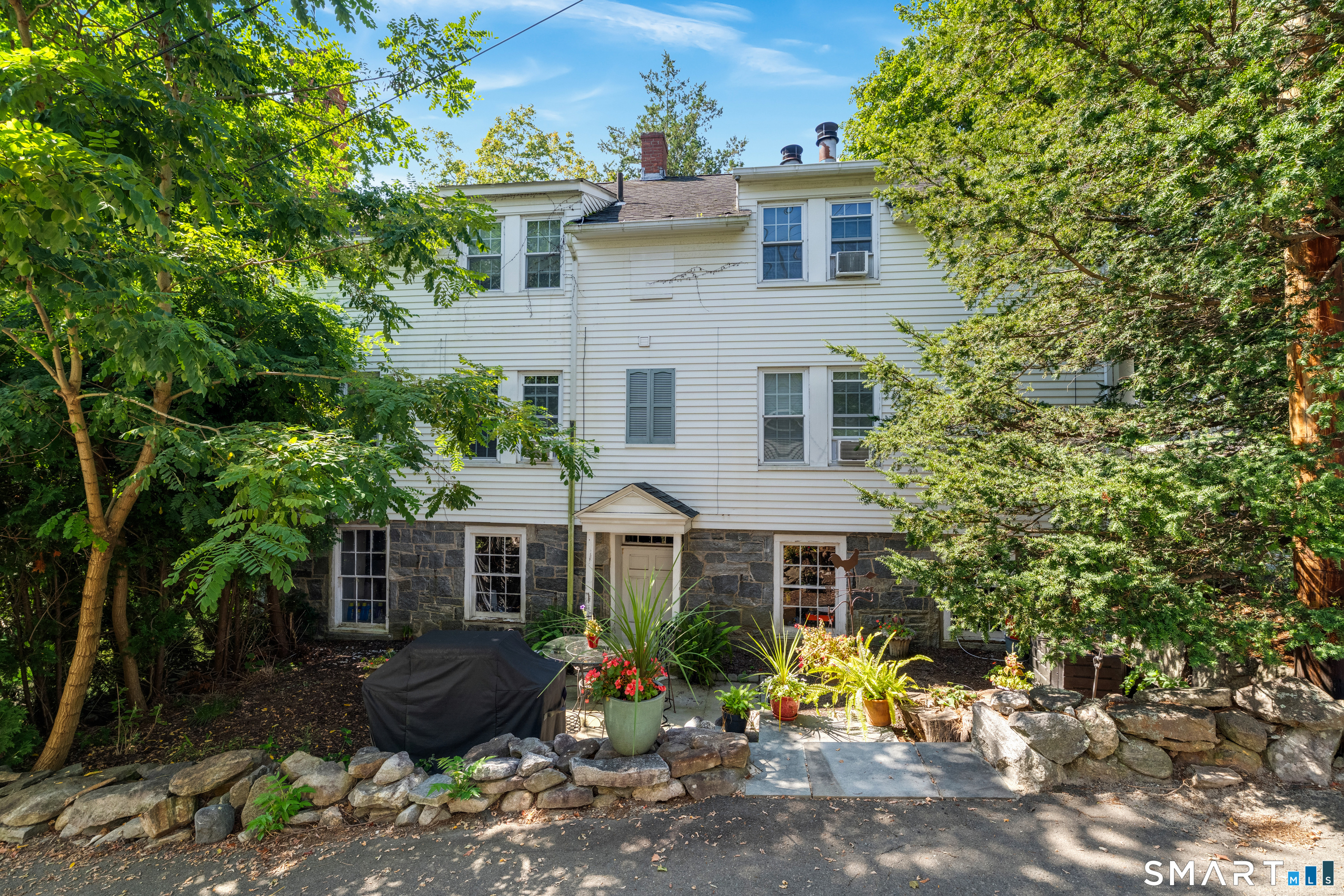 25 Prospect Street Essex CT 06426
