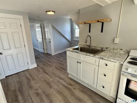 205 Shaw Street New London CT 06320